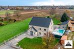 Villa in Maasmechelen - Leut (België), Huizen en Kamers, Huizen te koop, Vrijstaande woning, 1500 m² of meer, Maasmechelen, 416 m²