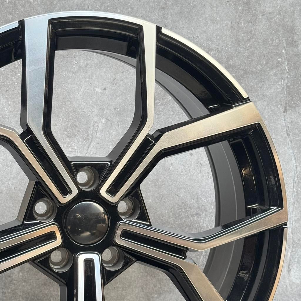 NIEUW 18'' V03 VELGEN 5x112 Past Op VAG GROEP FARO LOOK, 18 inch, Overige, Velg(en), Overige