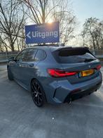 BMW 1-Serie 118i 136pk Aut 2021 Grijs, 136 pk, Alcantara, USB, Particulier