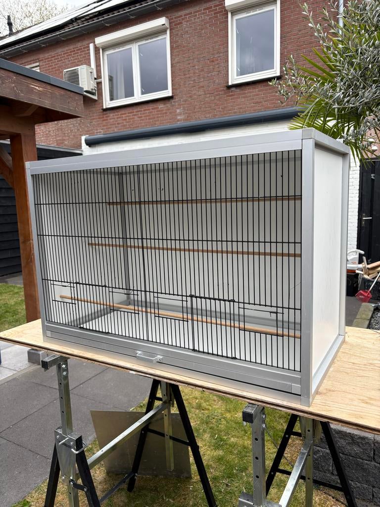 Kweek of vlucht kooi trespa, Dieren en Toebehoren, Vogels | Hokken en Kooien, Ophalen, Zo goed als nieuw, Aluminium, Vogelkooi