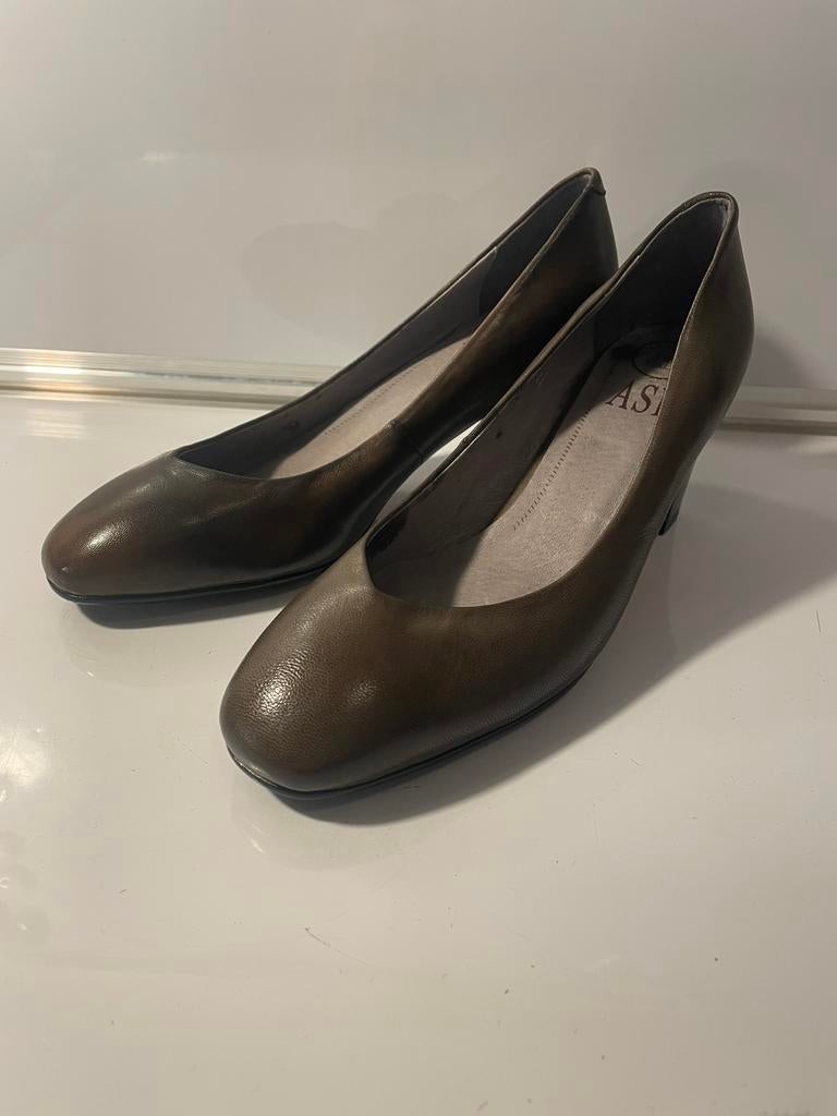 ASL Absalom de Italy Vintage Grey Leather Pumps New EU 36, Kleding | Dames, Schoenen, Nieuw, Pumps, Grijs, Ophalen of Verzenden