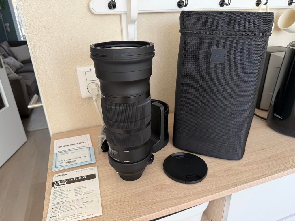 Sigma 120-300mm 2.8 Sport lens voor Nikon, Ophalen of Verzenden, Zo goed als nieuw, Telelens, Zoom
