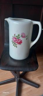 Maastricht kan met bloemen motief, Ophalen