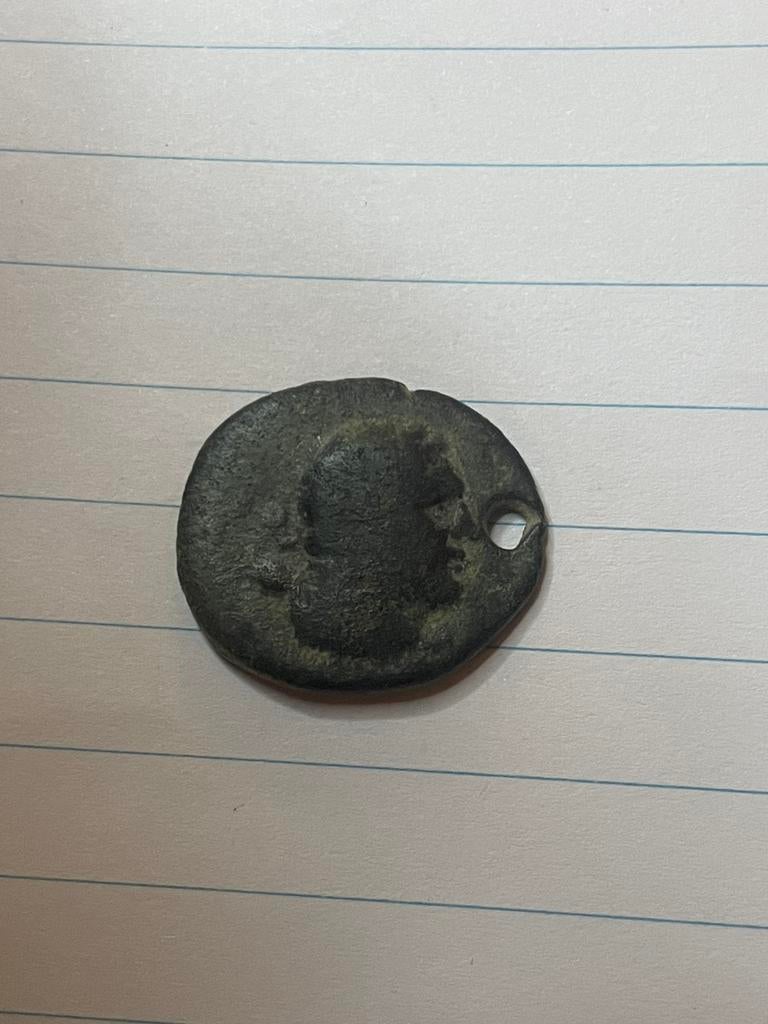 Vespasian/Titus provinciale romeinse munt bodemvondst tempel, Ophalen of Verzenden, Brons