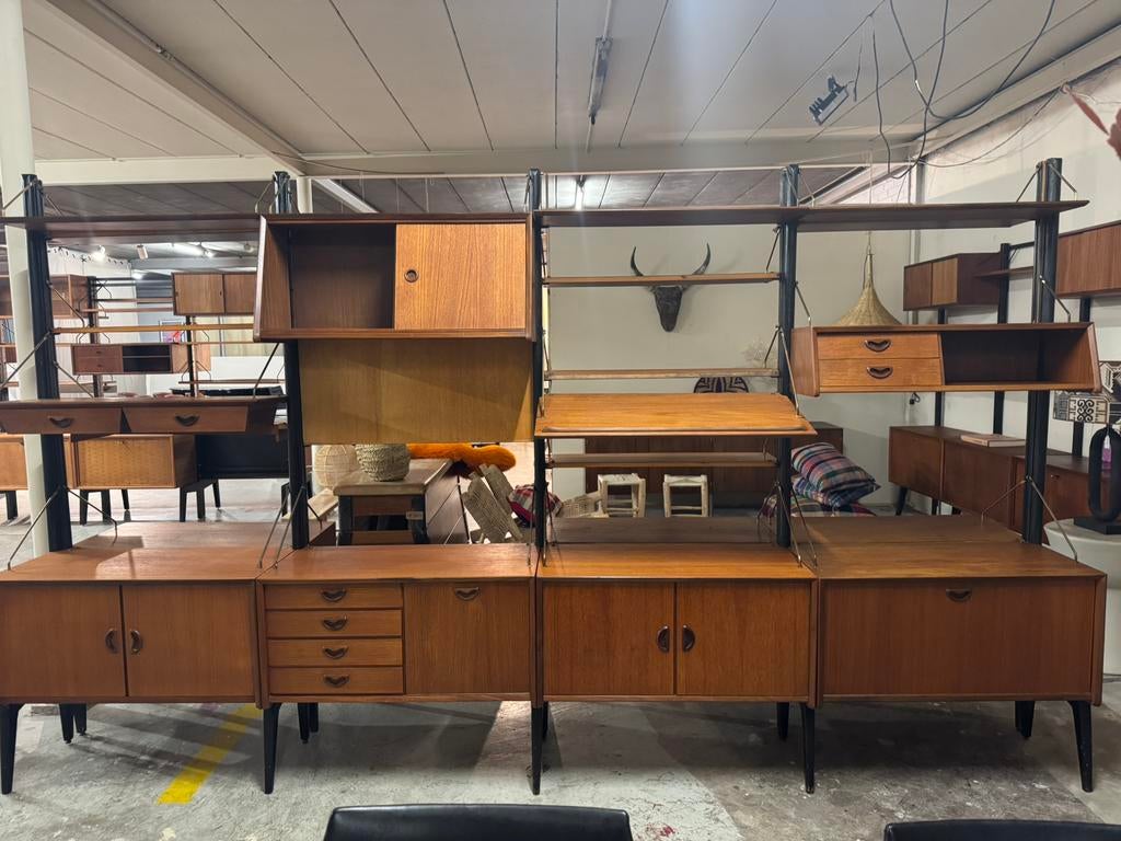 Louis van Teeffelen voor WeBe vintage modulair wandsysteem, Gebruikt, 200 cm of meer, Teakhout, 300 cm of meer