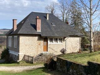 vakantiehuis met veel potentie Treignac, Huizen en Kamers, Buitenland, Frankrijk, Woonhuis, Dorp, Verkoop zonder makelaar