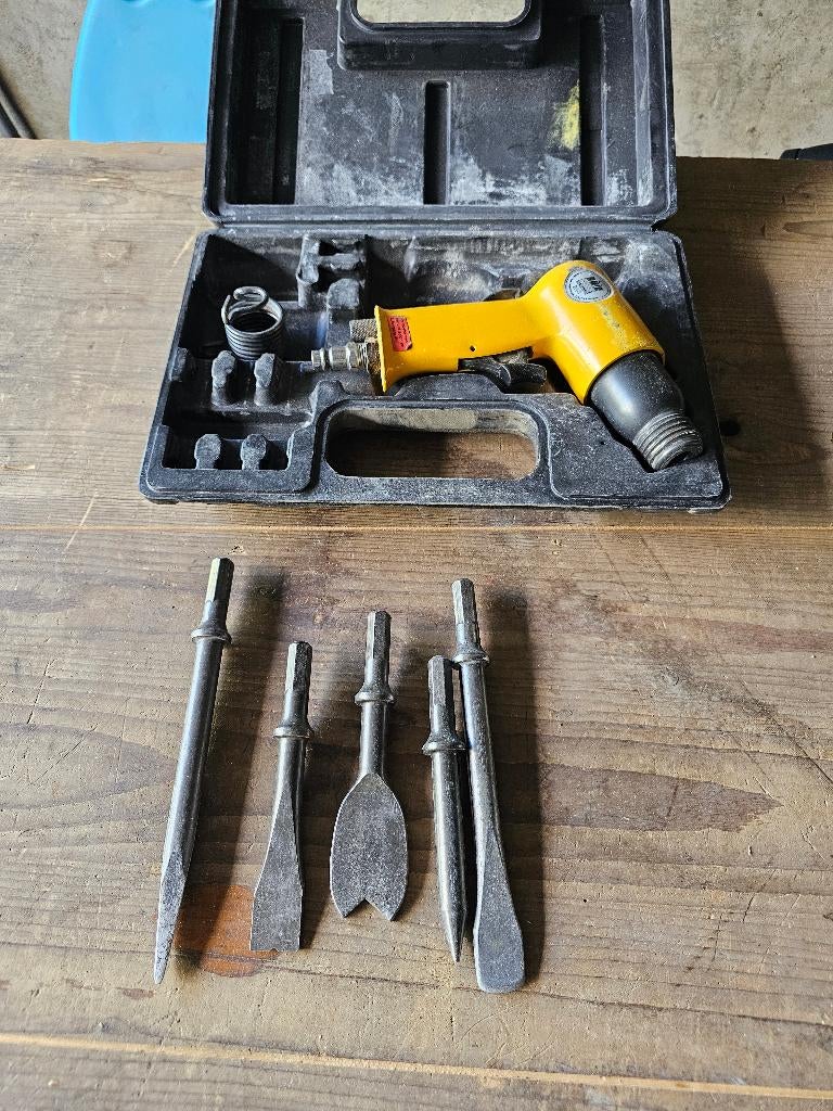 Beitelset voor op lucht, Ophalen, Zo goed als nieuw