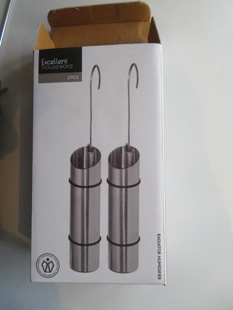 2 Waterverdampers aan radiator.Radiatorbakje nieuw in doos, 30 tot 80 cm, Radiator, Nieuw, Minder dan 60 cm