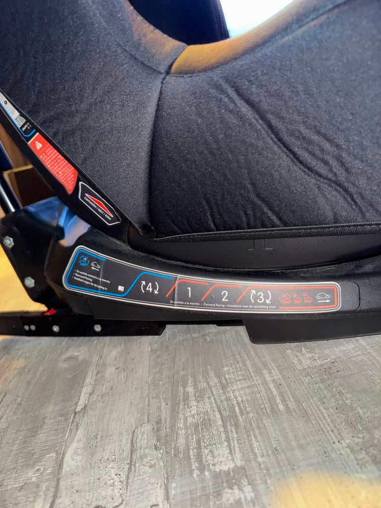 Babyauto autostoel met ISOFIX, Kinderen en Baby's, Autostoeltjes, Gebruikt, Zijbescherming, 9 t/m 36 kg, Isofix