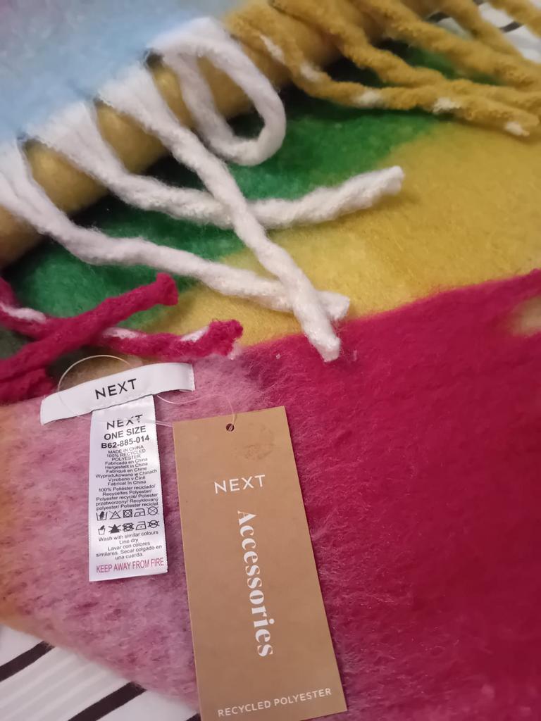 Nieuwe Next Sjaal - Kleurrijk & Gerecycled Polyester, Kleding | Dames, Mutsen, Sjaals en Handschoenen, Ophalen of Verzenden, Nieuw