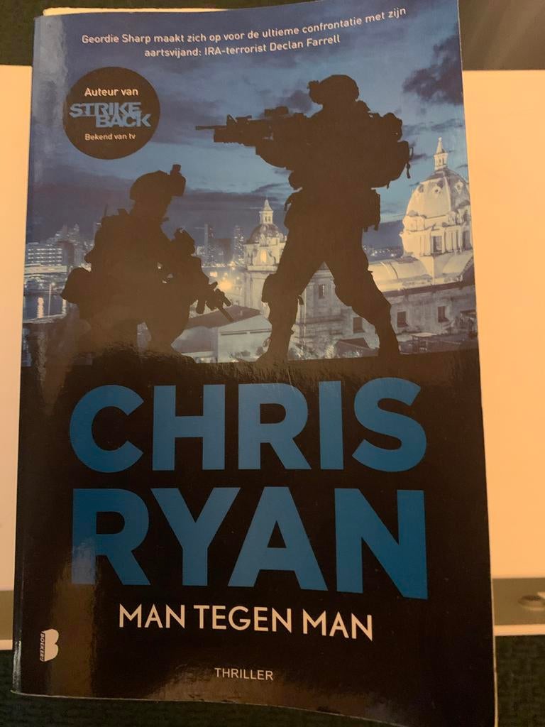 Man Tegen Man - Chris Ryan, Boeken, Ophalen of Verzenden, Gelezen, Europa overig