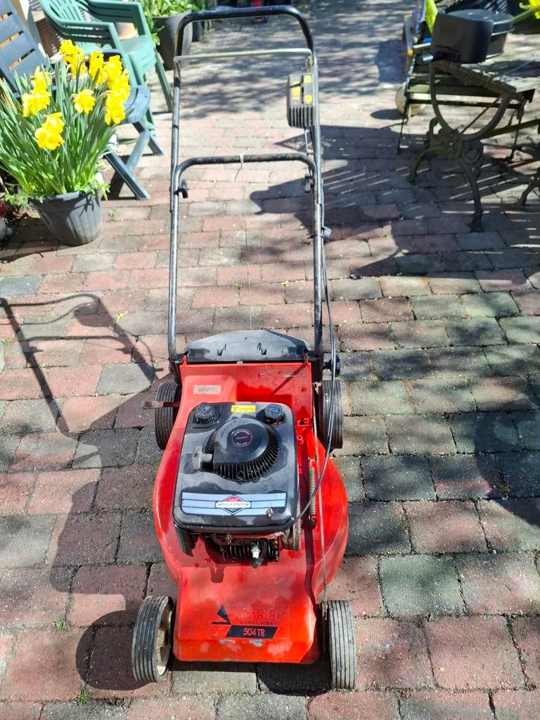 Benzine grasmaaier., Ophalen, Gebruikt