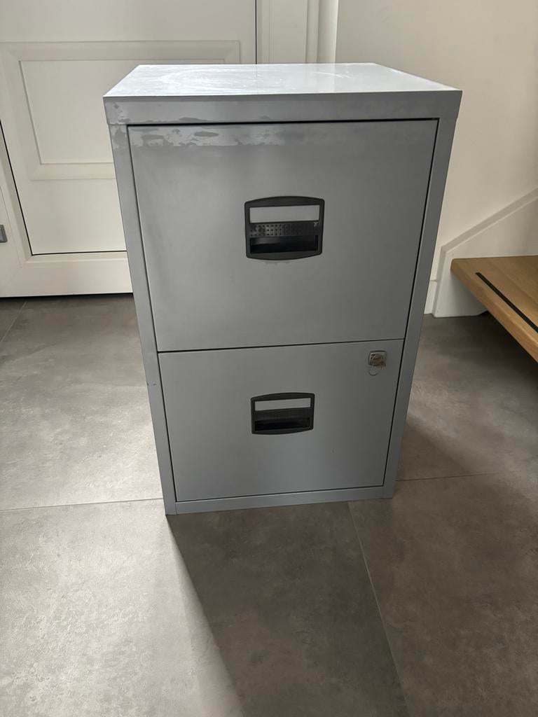 Compact archiefkastje met roldeuren, Huis en Inrichting, Kasten | Roldeurkasten en Archiefkasten, Minder dan 50 cm, Gebruikt, Ophalen of Verzenden
