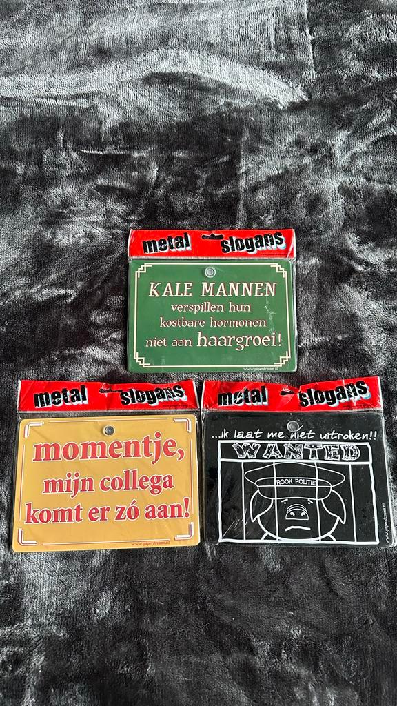 3x Metalen Slogans met Zuignap - Decoratie, Huis en Inrichting, Woonaccessoires | Wanddecoraties, Nieuw, Ophalen of Verzenden