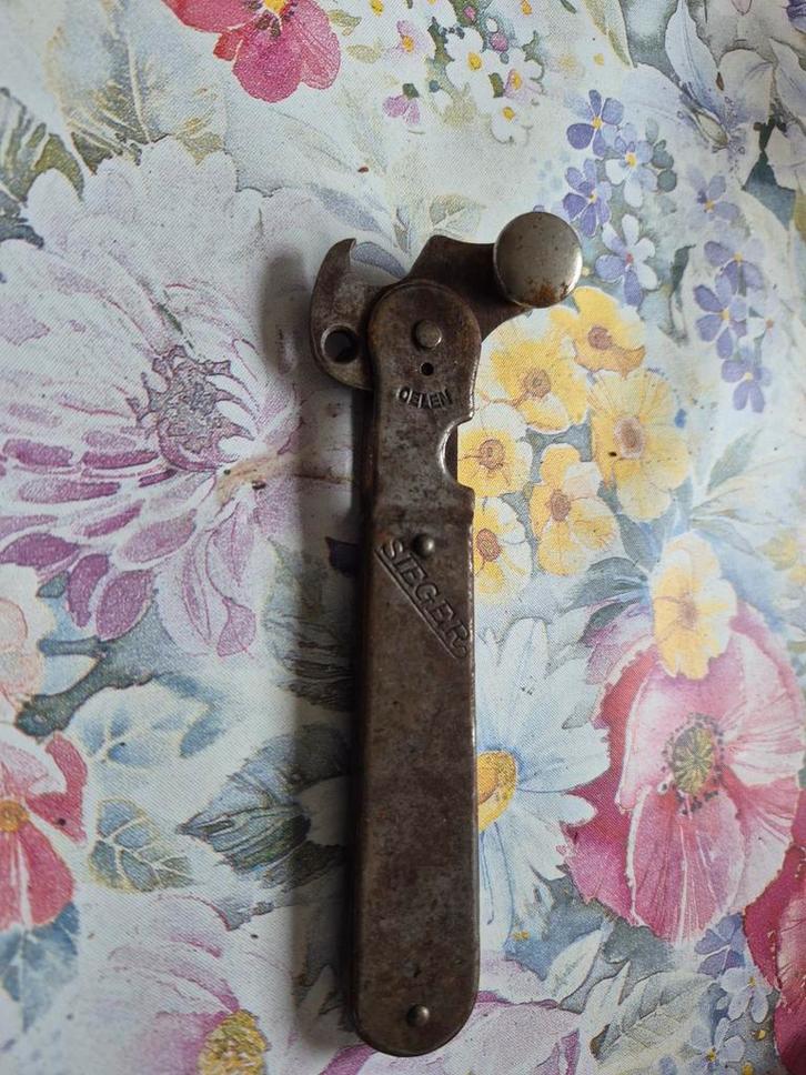 Vintage blikkenopener - Sieger Oelem, Antiek en Kunst, Antiek | Keukenbenodigdheden, Ophalen of Verzenden