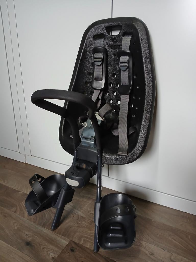 Thule Yepp voorzitje, fietsstoeltje zwart met adapter.Ingst!, Fietsen en Brommers, Fietsaccessoires | Fietsstoeltjes, Ophalen