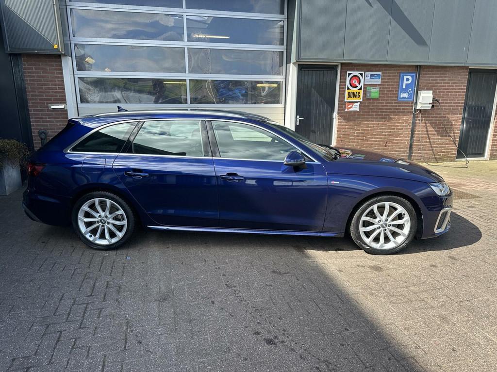 Audi A4 Avant 35 TFSI Launch edition S-line PANO/STANDKACHEL, 12 maanden, Gebruikt, 4 cilinders, Blauw