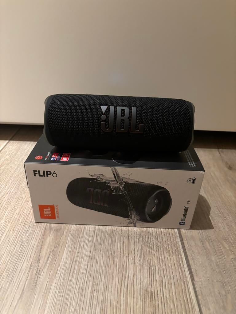 JBL Flip 6, Ophalen, JBL, Overige typen, Zo goed als nieuw