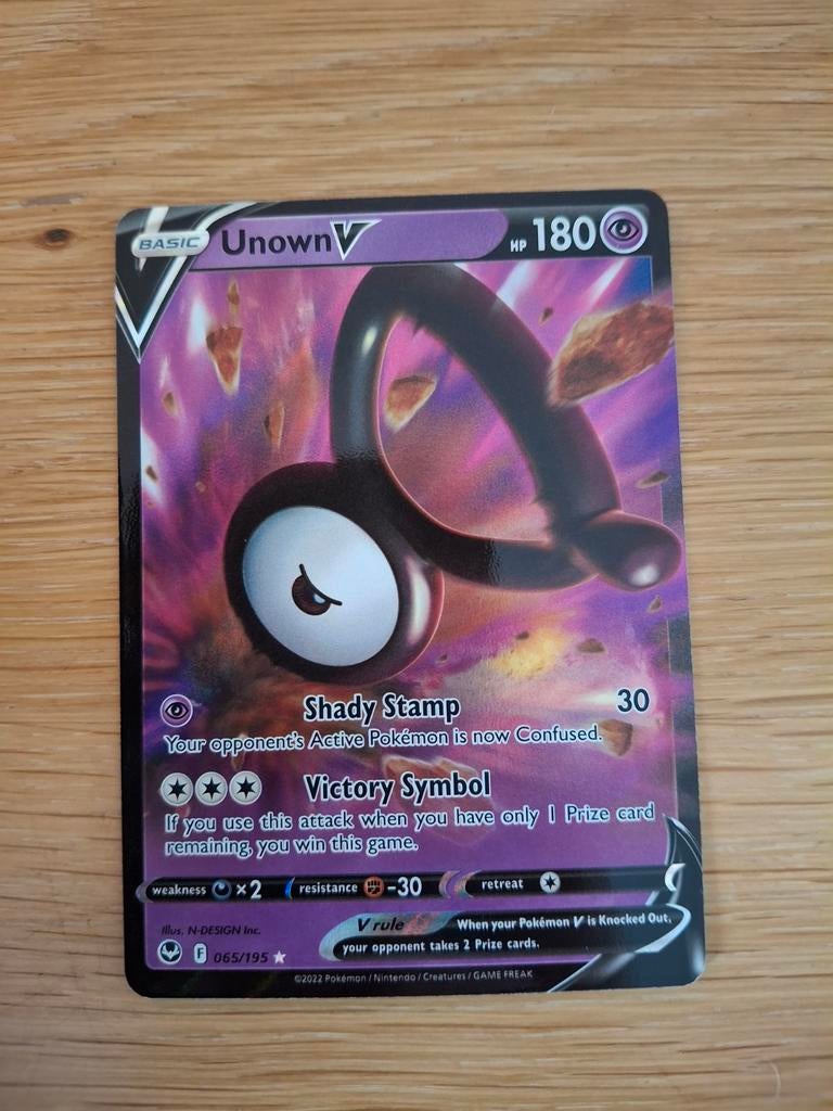 Unown V 065/195 Silver Tempest Pokémon kaart, Ophalen of Verzenden, Zo goed als nieuw, Losse kaart