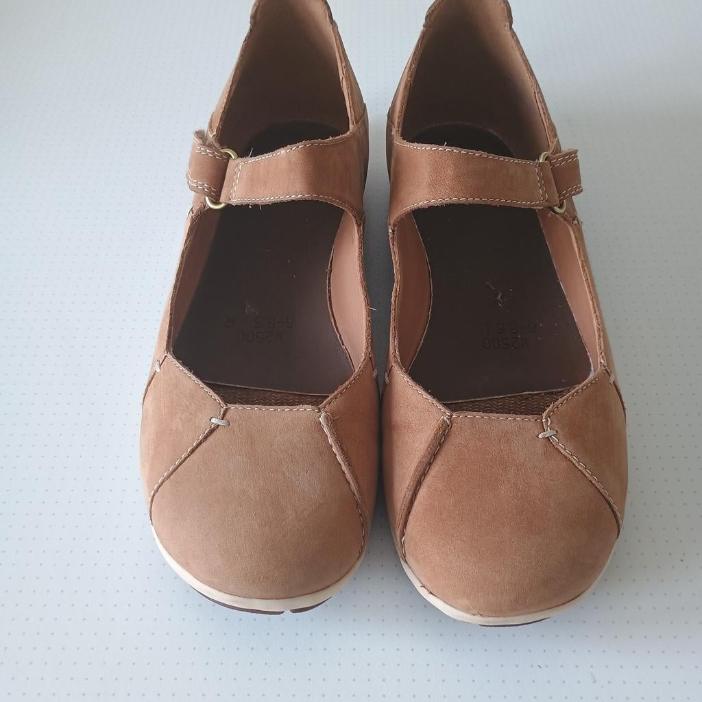 Clarks leren  ballerina's met bandje maat 6/6.5(39/39.5), Kleding | Dames, Schoenen, Ophalen of Verzenden, Zwart