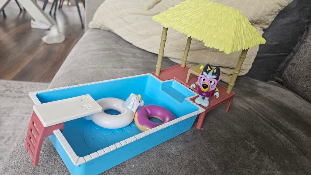 Bluey Zwembad Speelset met Accessoires, Ophalen, Zo goed als nieuw, Jongen of Meisje