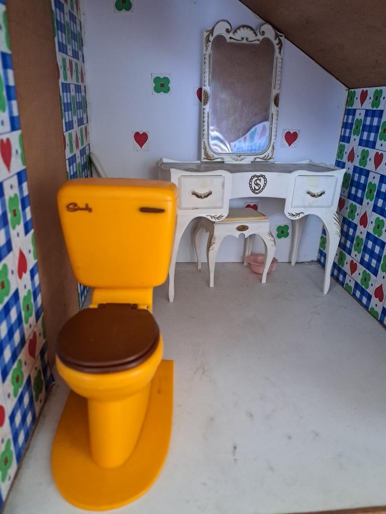 Sindy poppenhuis meubeltjes, Verzamelen, Ophalen of Verzenden, Gebruikt, Poppenhuis