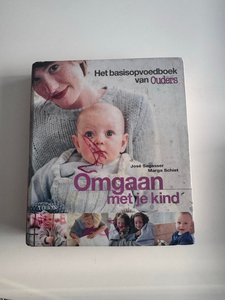Omgaan met je kind - Het basisopvoedboek van Ouders, Ophalen of Verzenden, Gelezen, Opvoeding tot 6 jaar