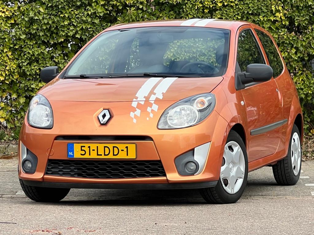 Renault Twingo 1.2-16V Authentique Sport - T.S. ORANGE R.T.T, 839 kg, Gebruikt, 4 stoelen, Origineel Nederlands
