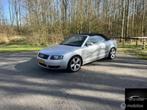 Audi A4 Cabriolet 2.4 V6 Exclusive nieuwe APK., Auto's, Audi, Parkeersensor, Gebruikt, Cabriolet, 4 stoelen