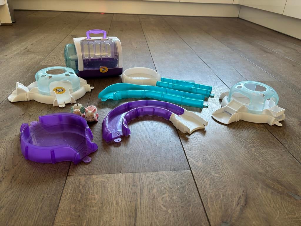 Little Live Pets Muizenbaan + Hok met 2 Muisjes, Ophalen, Gebruikt, Jongen of Meisje