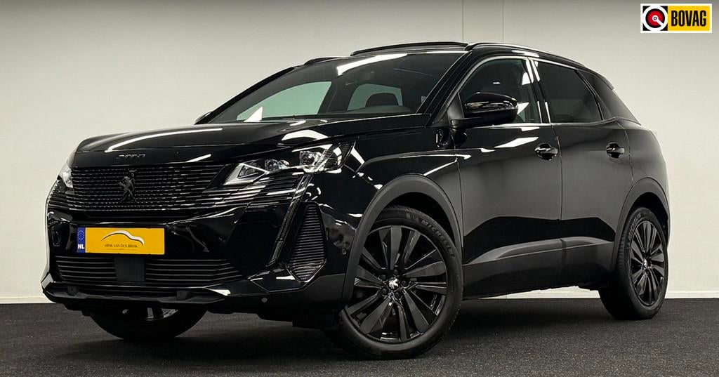 Peugeot 3008 1.2 PureTech GT*BLACK-PACK*Panodak*Navi*Adaptiv, Auto's, Gebruikt, 1199 cc, Zwart, Bedrijf