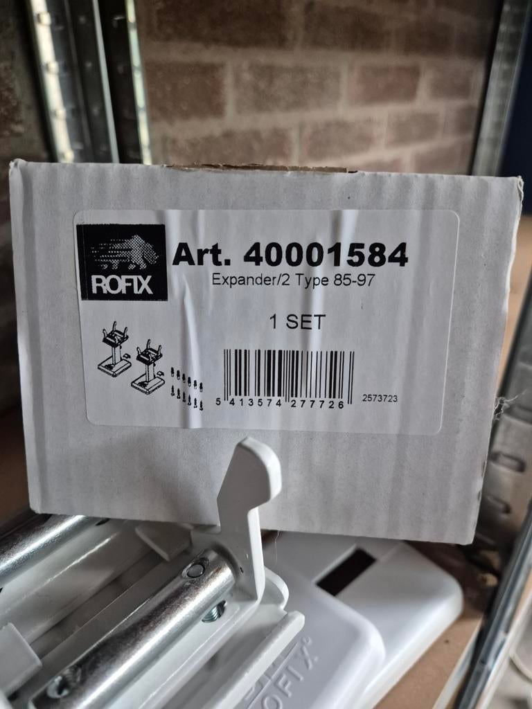 Rofix Radiator Steun Expander/2 Type 85-97, Minder dan 30 cm, Radiator, Nieuw, Minder dan 60 cm