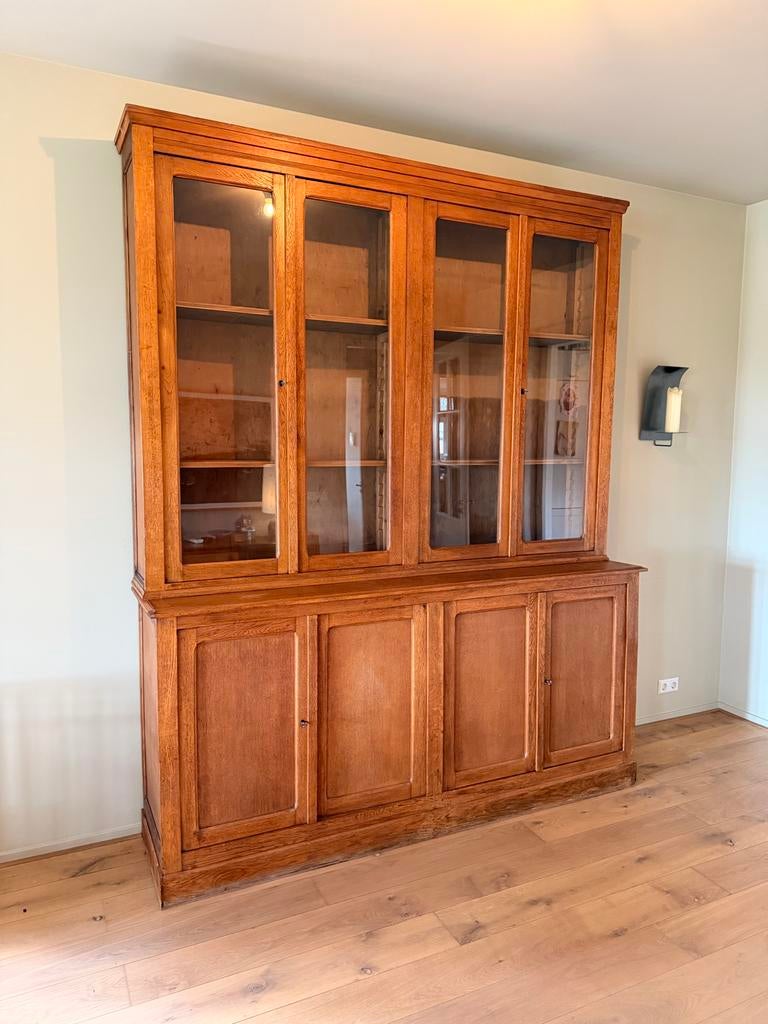 Antieke Eiken Servieskast / Buffetkast met Glazen Deuren, Antiek en Kunst, Antiek | Meubels | Kasten, Ophalen of Verzenden