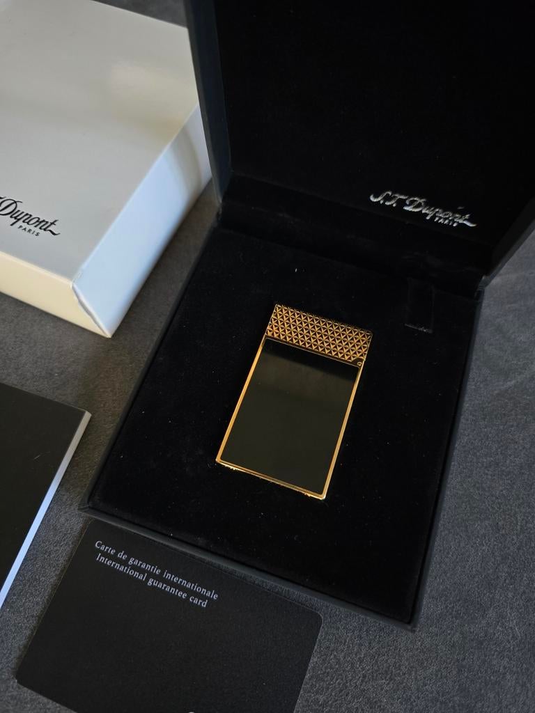 S.T. Dupont Ligne 2 Aansteker Goud Onyx met Toebehoren, Ophalen of Verzenden, Nieuw, Aansteker