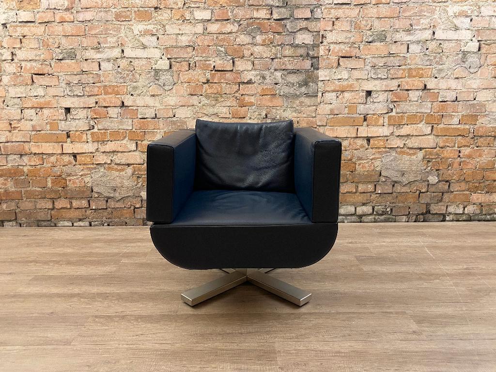 Jori Chillap bij TheReSales, Huis en Inrichting, Fauteuils, Ophalen, Minder dan 75 cm, Design, Zo goed als nieuw