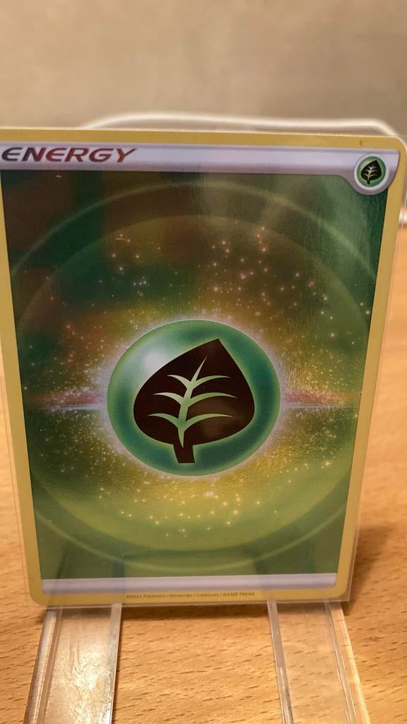 Pokemon Energy Grass reverse Crown Zenith 1,50 euro, Ophalen of Verzenden, Zo goed als nieuw