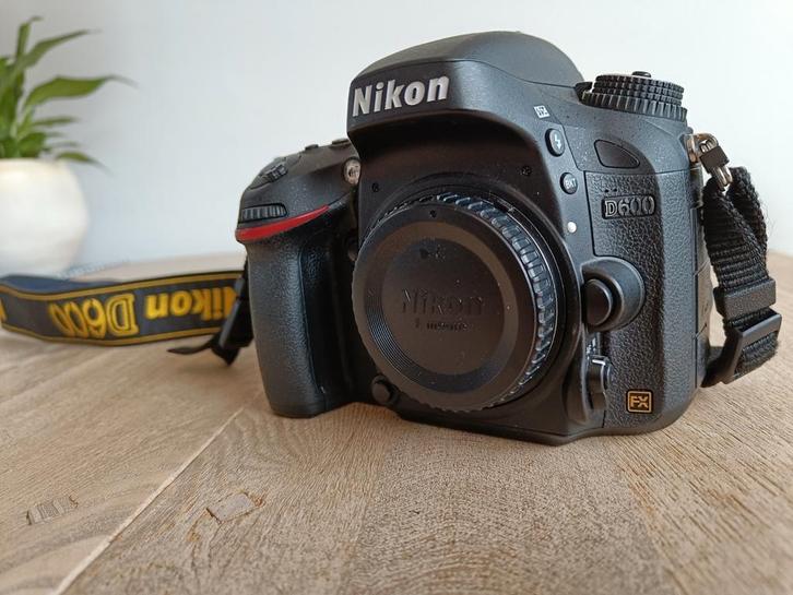 Nikon D600 body - Full frame - Onberispelijke staat!, Audio, Tv en Foto, Fotocamera's Digitaal, Zo goed als nieuw, Spiegelreflex