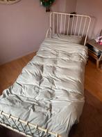 Ikea meegroeibed metaal wit, Huis en Inrichting, Slaapkamer | Bedden, Ophalen, 90 cm, Eenpersoons, Wit