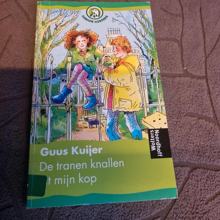 De tranen knallen uit mijn kop - Guus Kuijer AVI M7, Boeken, Kinderboeken | Jeugd | onder 10 jaar, Gelezen, Fictie algemeen, Ophalen of Verzenden