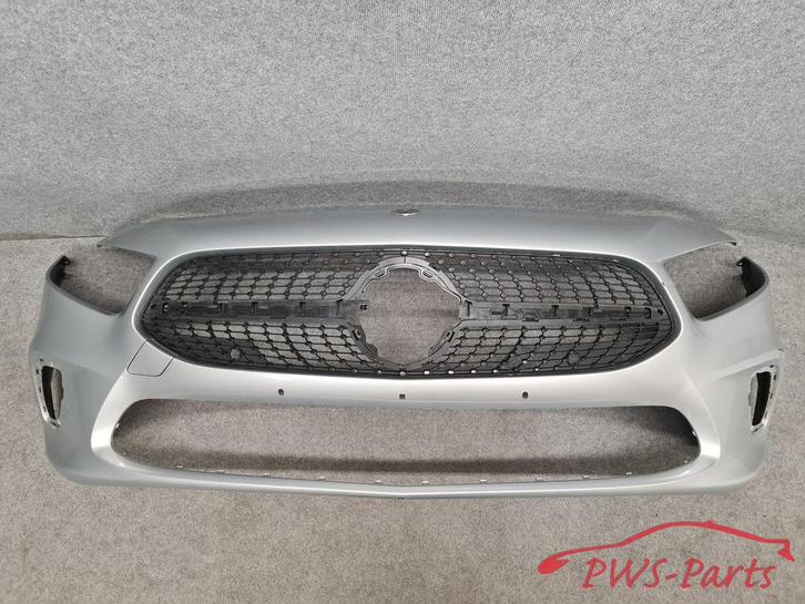 MERCEDES W177 A-KLASSE VOORBUMPER GRILL ORIGINEEL, Auto-onderdelen, Carrosserie en Plaatwerk, Bumper, Mercedes-Benz, Voor, Gebruikt