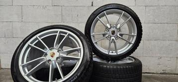 19 / 20" Porsche Carrera 992 orig velgen winterbanden zgan beschikbaar voor biedingen