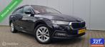 Skoda Octavia Combi 1.0 e-TSI Business Edition Plus TREKHAAK, 65 €/maand, Gebruikt, Zwart, Origineel Nederlands
