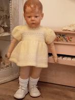 Vintage hand gebreid wollen poppenjurkje. jaren 50., Ophalen of Verzenden, Zo goed als nieuw, Kleertjes