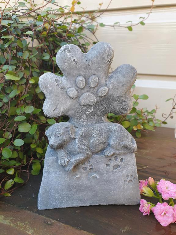 grafsteen voor een hond, Antiek en Kunst, Curiosa en Brocante, Ophalen of Verzenden