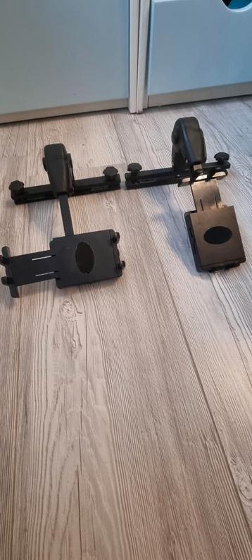 Tablet Houder - Universeel & Draaibaar beschikbaar voor biedingen