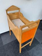 Houten Babybedje uit oud ziekenhuis Tegelen-Venlo, Ophalen