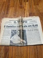 1958 Kroning Paus Joannes XXIII Italiaanse krant Volkskrant, Ophalen of Verzenden, 1940 tot 1960, Krant