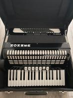 Hohner Student 96 accordeon, Muziek en Instrumenten, Accordeons, Ophalen, Zo goed als nieuw, 96-bas, Hohner