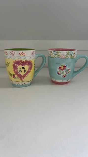 2 leuke mokken Jet ter Steege, uit de serie C'est la vie. beschikbaar voor biedingen