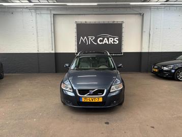 Volvo V50 2.0D Summum clima/leder/dak beschikbaar voor biedingen
